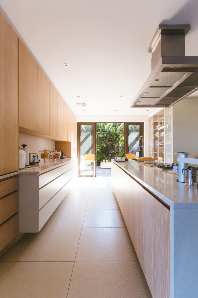 How a Professional Home Cleaning Service Boosts Productivity